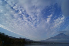 ２０１１年１０月２４日富士山と雲