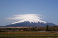 2011.4.26花の都からの富士山です